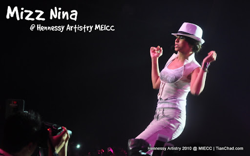 Mizz Nina Achieves Gold Downloa...